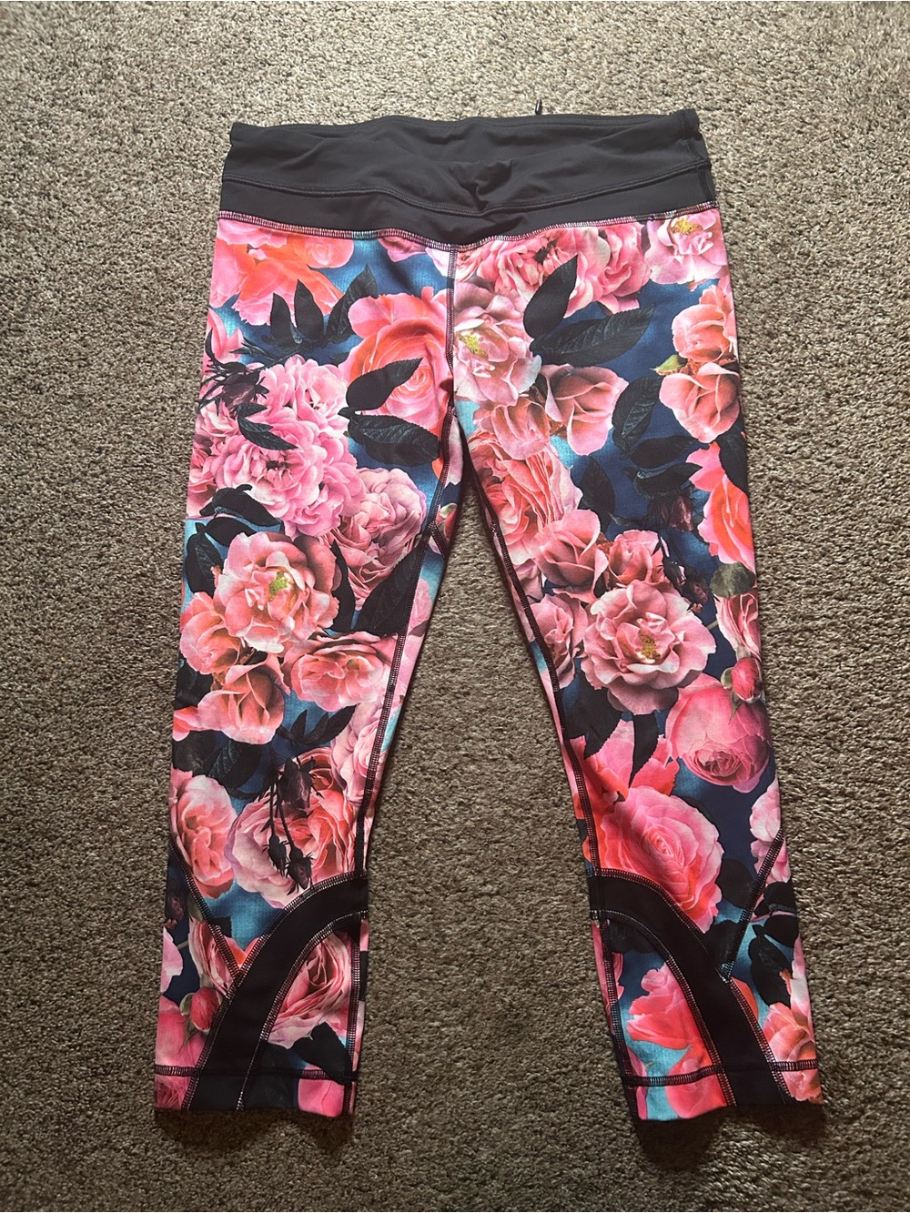Lululemon 🦄secret garden🦄 inspire crops